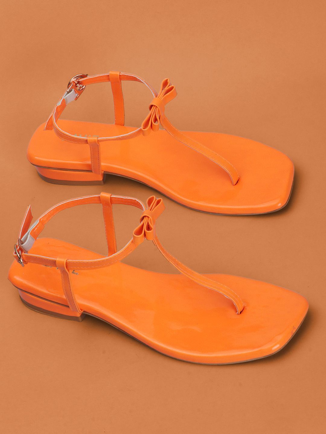 

Lavie Textured Block Pumps with Bows, Orange