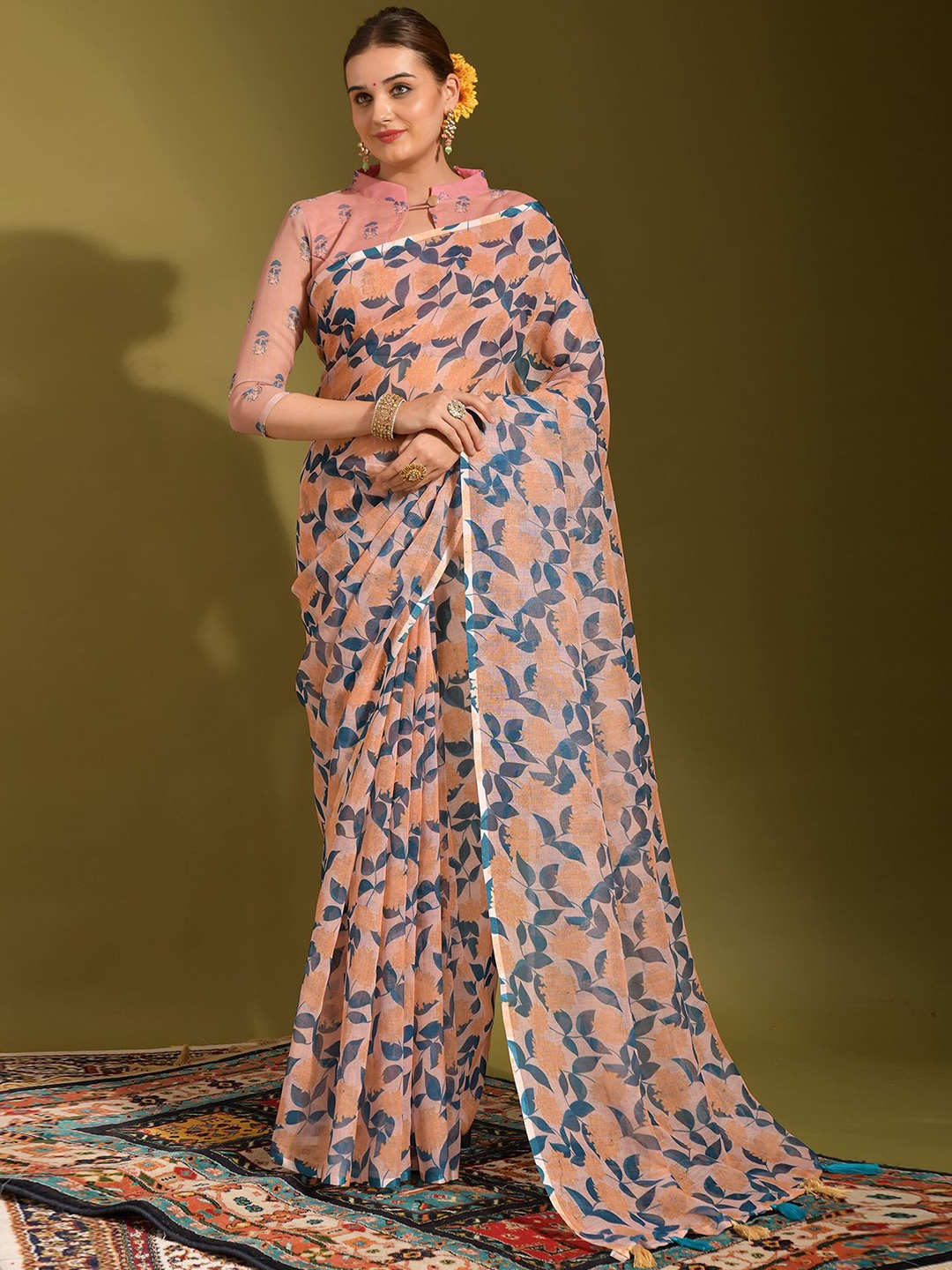 

Kalista Floral Saree, Pink