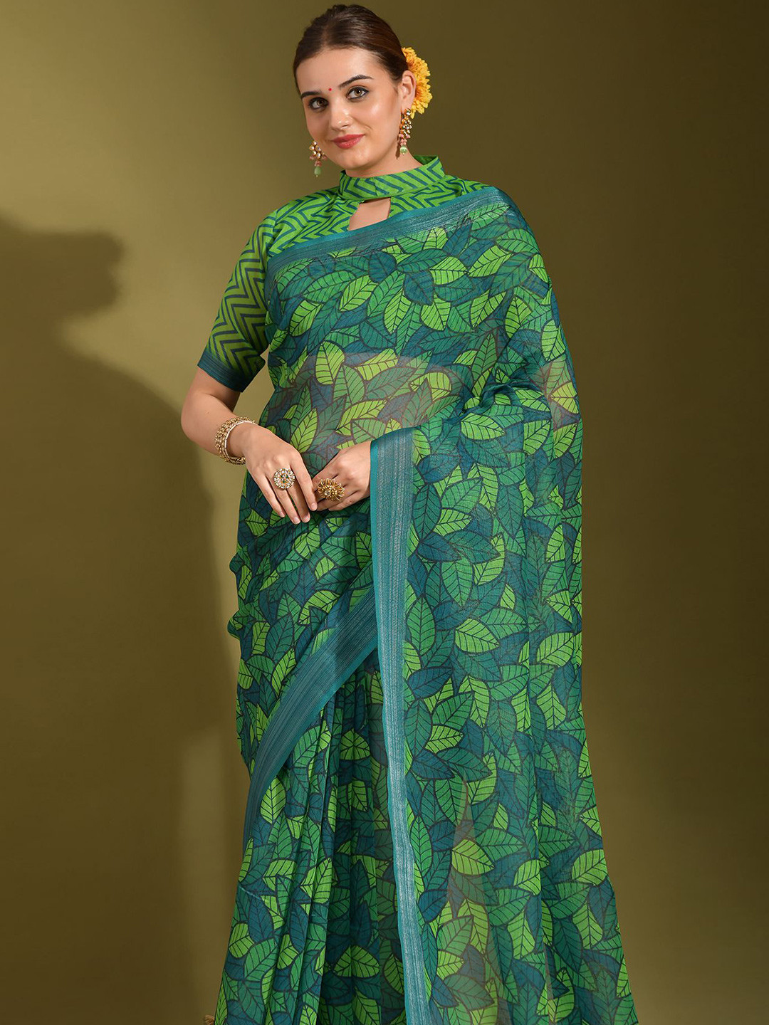 

Kalista Floral Saree, Green