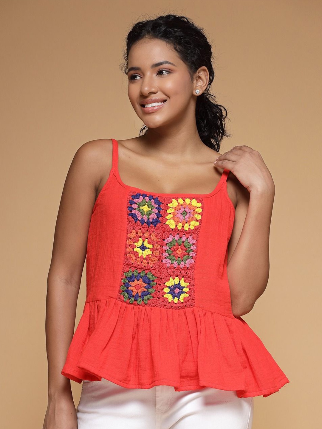

Velvery Floral Print Cotton Crochet Peplum Top, Red