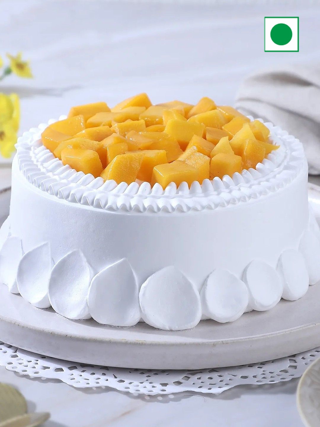 

fnp Mango Cream Flavor Eggless Round Cake- 1 Kg, Yellow