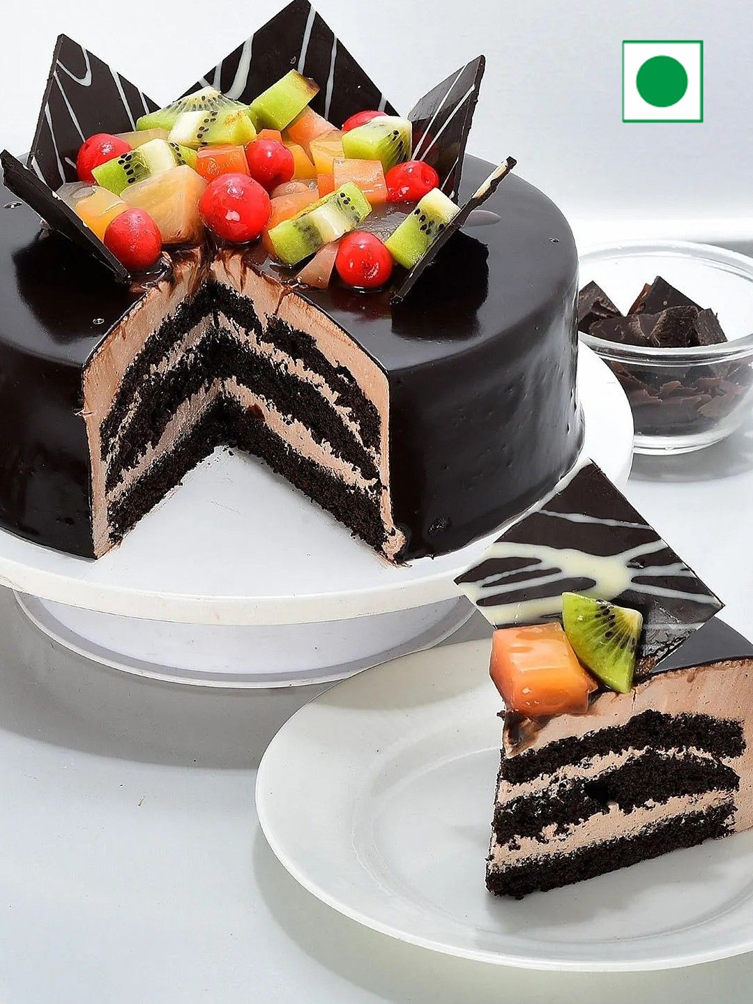 

fnp Chocolate Fruit Gateau Flavour Eggless Round Cake - 500g, Black