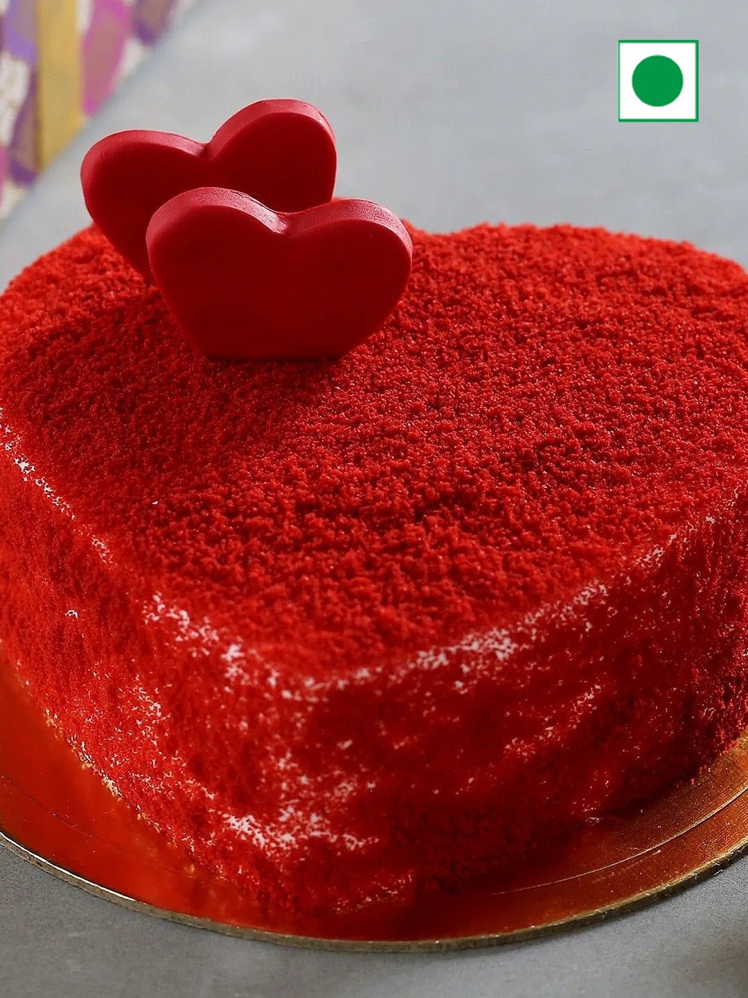 

fnp Red Velvet Flavor Eggless Heart Cake - 500 g