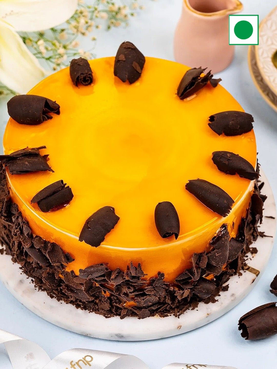 

fnp Mango Flavor Eggless Round Cake -1Kg, Yellow