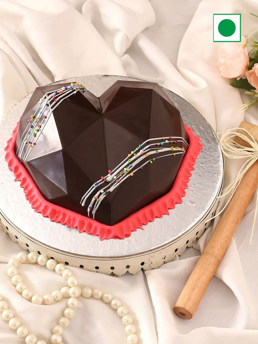 

fnp Truffle Pinata Flavor Heart Shaped Eggless Cake -1 kg, Brown