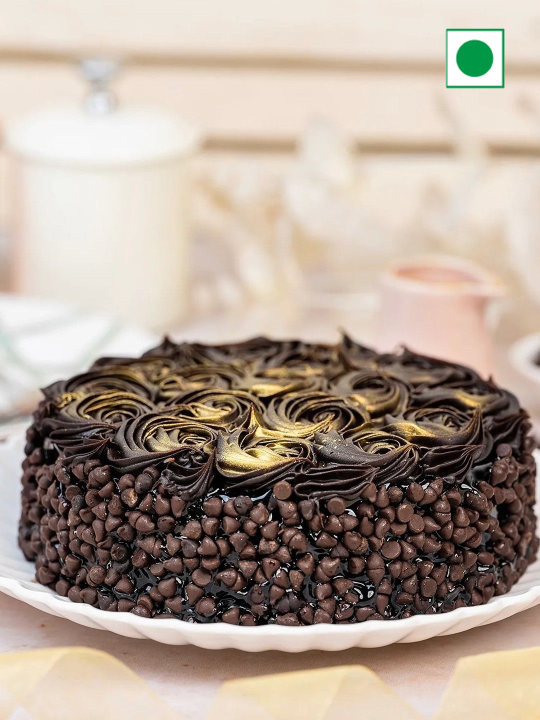 

fnp Chocolate Truffle Flovour Eggless Round Cake -1Kg, Brown
