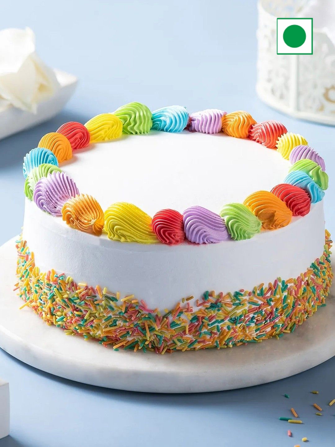 

fnp Vanilla Cream Eggless Round Cake - 1 Kg, White
