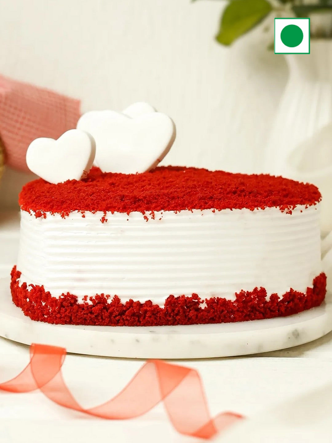 

fnp Red Velvet Flavor Eggless Heart Shape Cake- 1 Kg