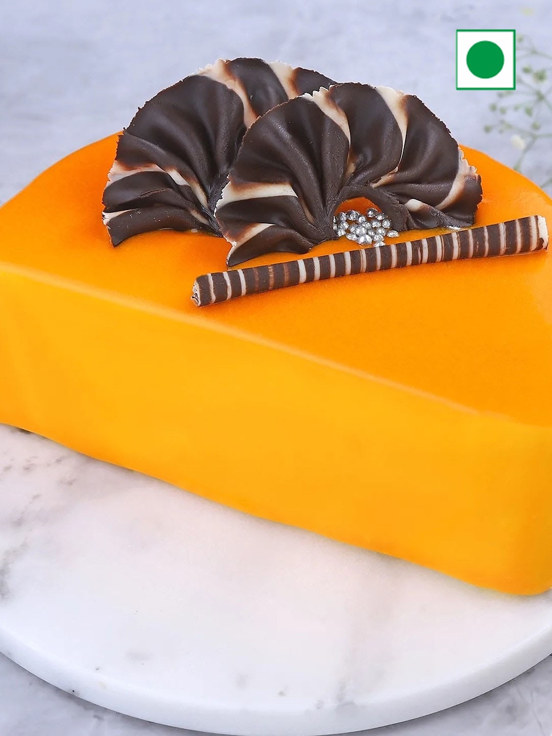 

fnp Vanilla Flavour Eggless Semi Shape Cake -1kg, Orange