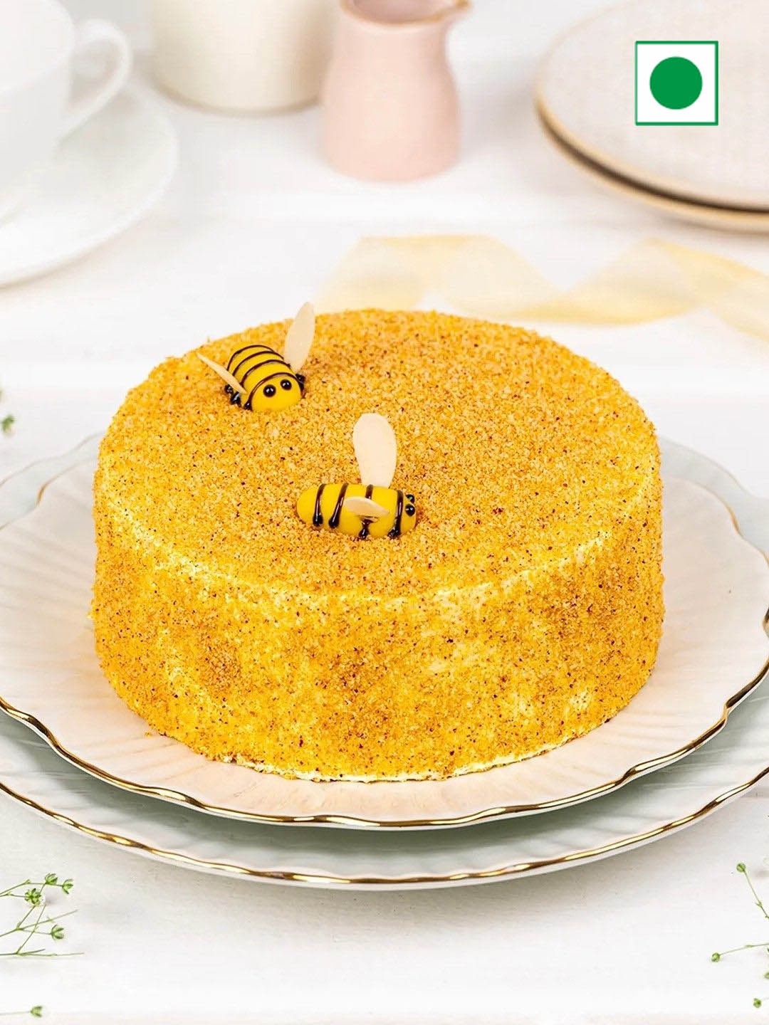 

fnp Butterscotch Flavor Eggless Round Cake - 500G, Yellow