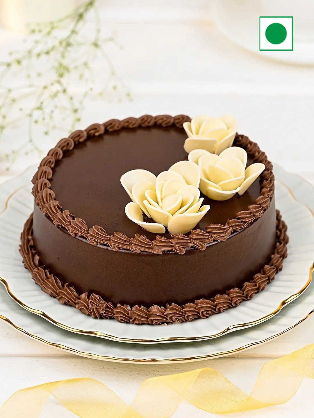 

fnp Chocolate Flavor Eggless Round Cake-1Kg, Brown