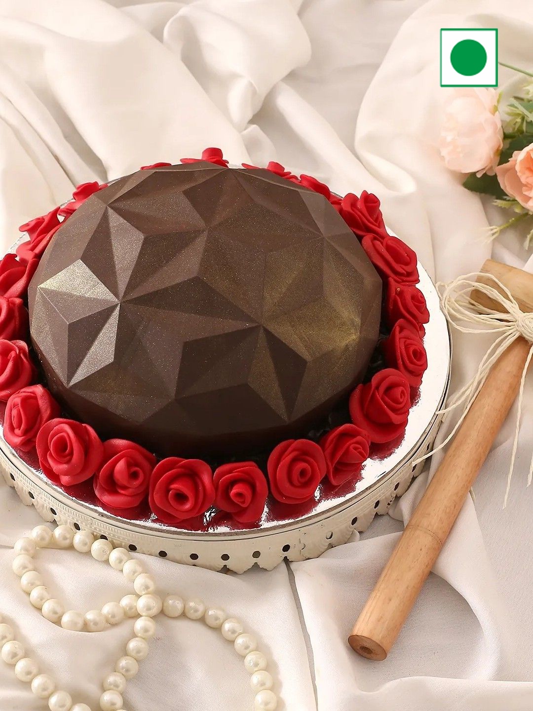 

fnp Truffle Red Roses Dome Flover Eggless Pinata Cake - 1Kg