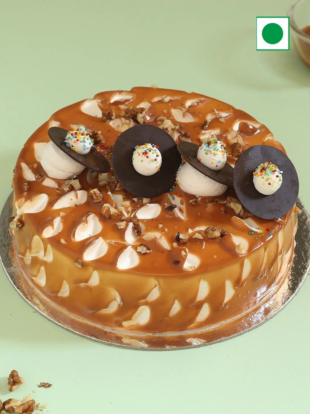 

fnp Caramel-Walnut Flavor Eggless Round Cake- 1 Kg, Brown