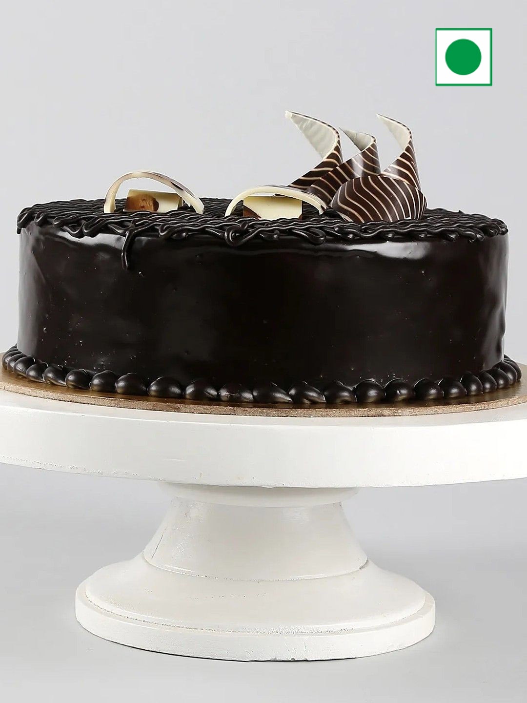 

fnp Chocolate Flovour Eggless Cake - 500 g, Black