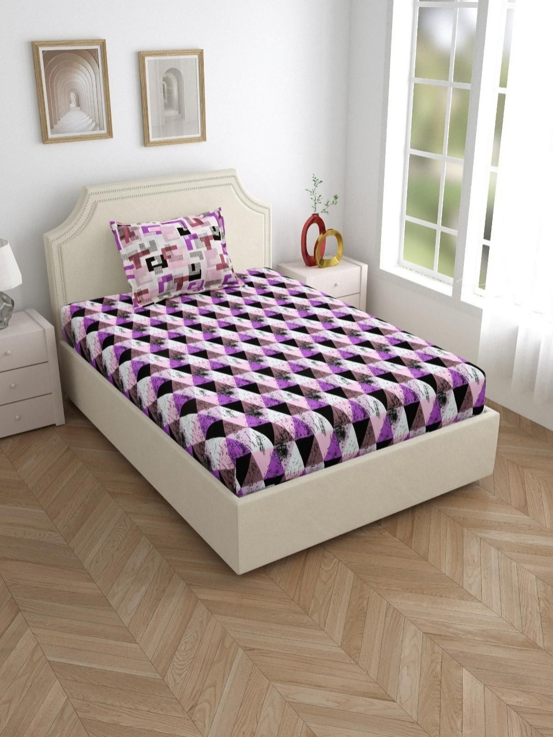 

Salona Bichona Purple Geometric Pure Cotton 120 TC Single Bedsheet with 1 Pillow Covers