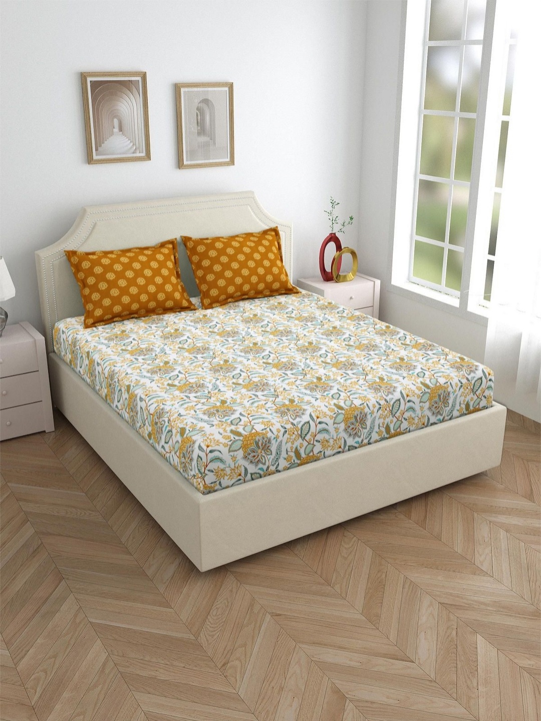 

Salona Bichona Mustard & White Floral 120 TC King Bedsheet with 2 Pillow Covers