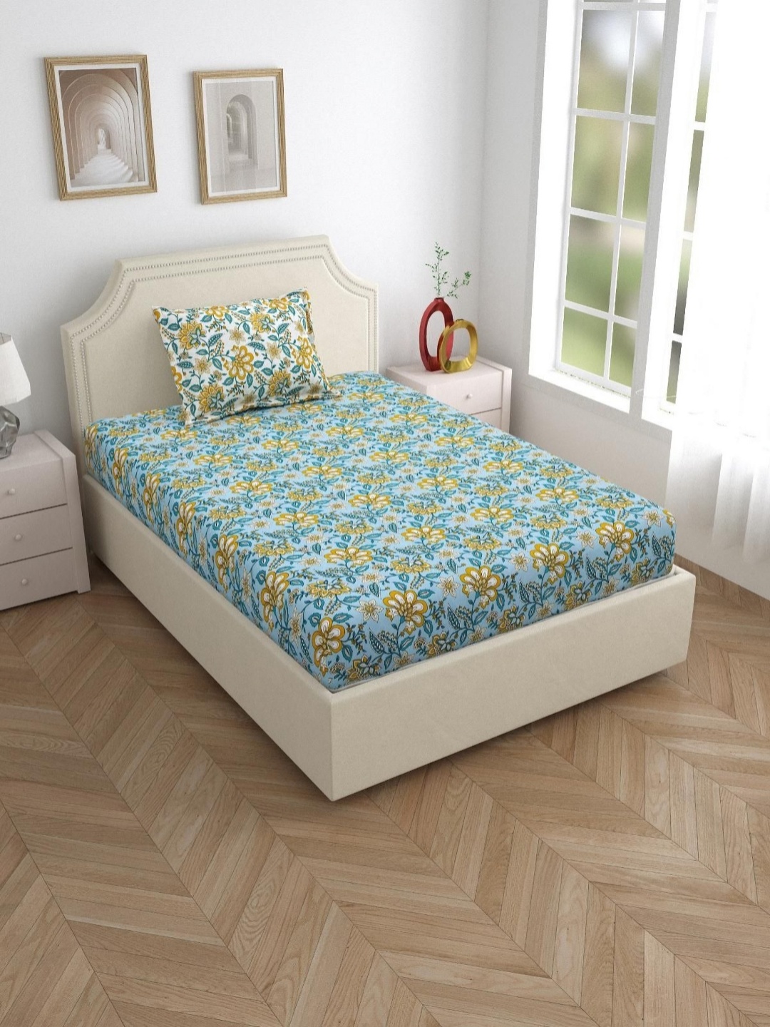 

Salona Bichona Blue & White Floral 120 TC Single Bedsheet with 1 Pillow Covers