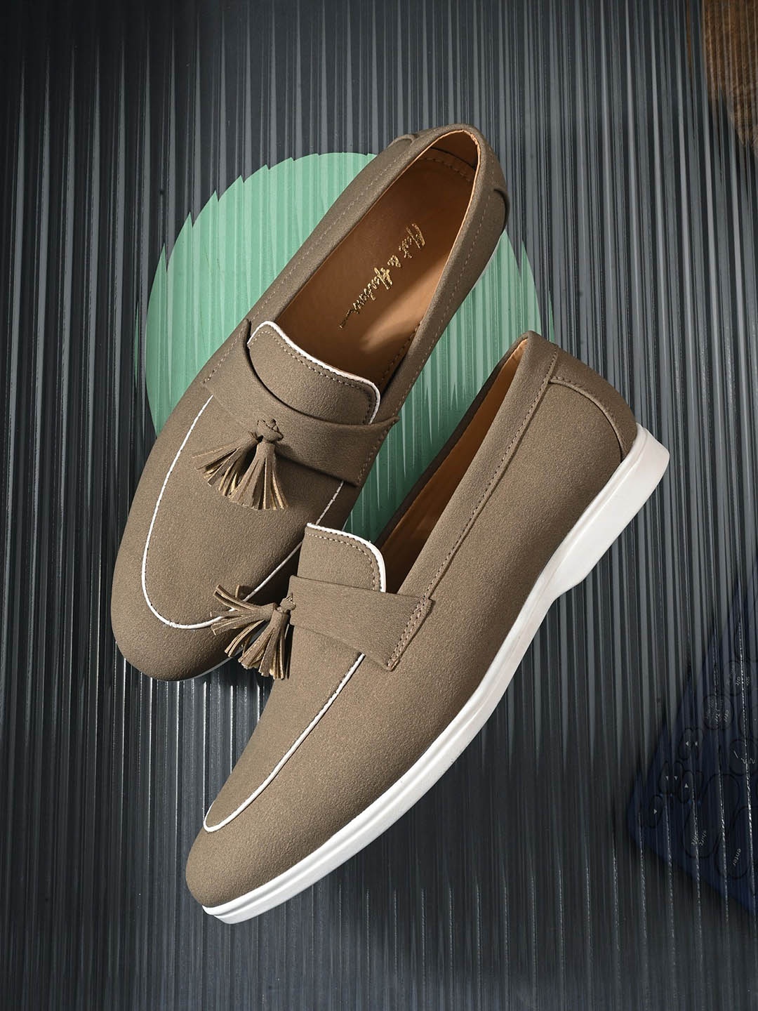 

Mast & Harbour Men Camel Brown Colourblocked Slip-On Sneakers