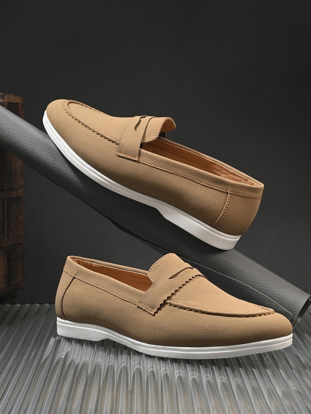 

Mast & Harbour Men Brown Slip-On Comfort Insole Sneakers