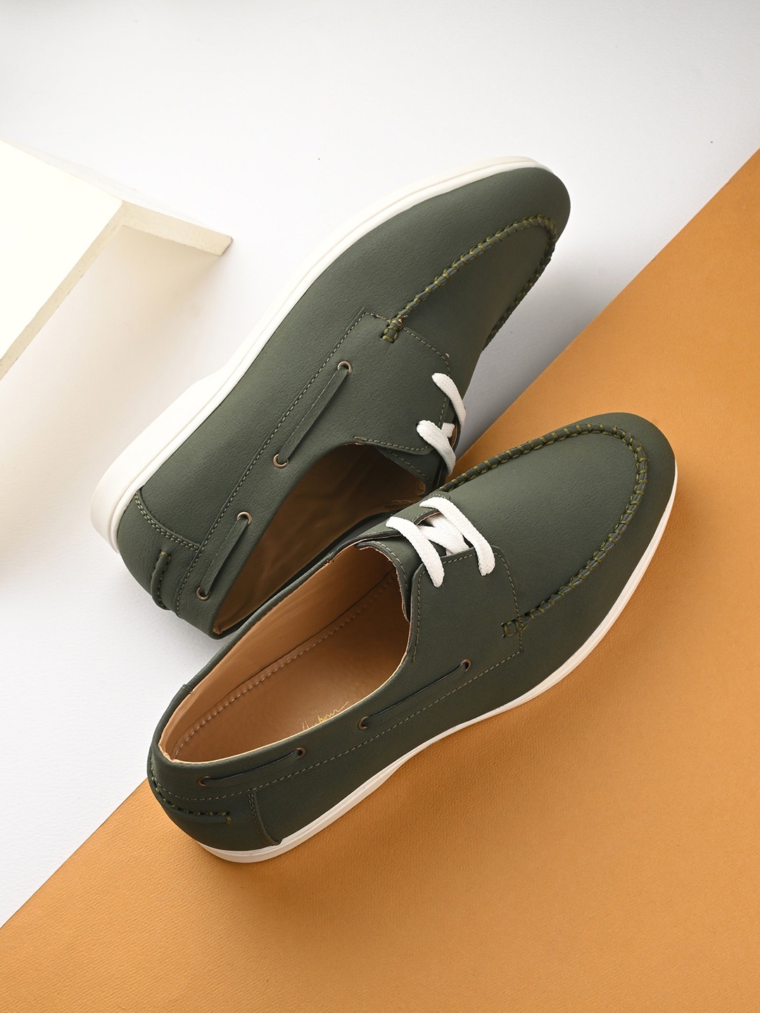 

Mast & Harbour Men Olive Green Lace-Ups Comfort Insole Sneakers