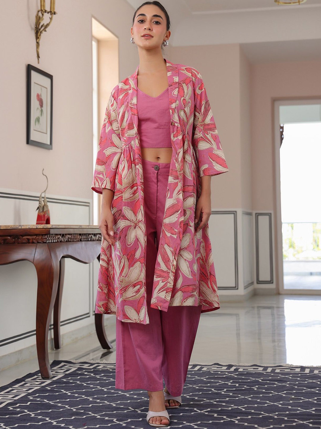 

JISORA Pink & Beige Floral Printed Pure Cotton Top & Palazzo With Shrug