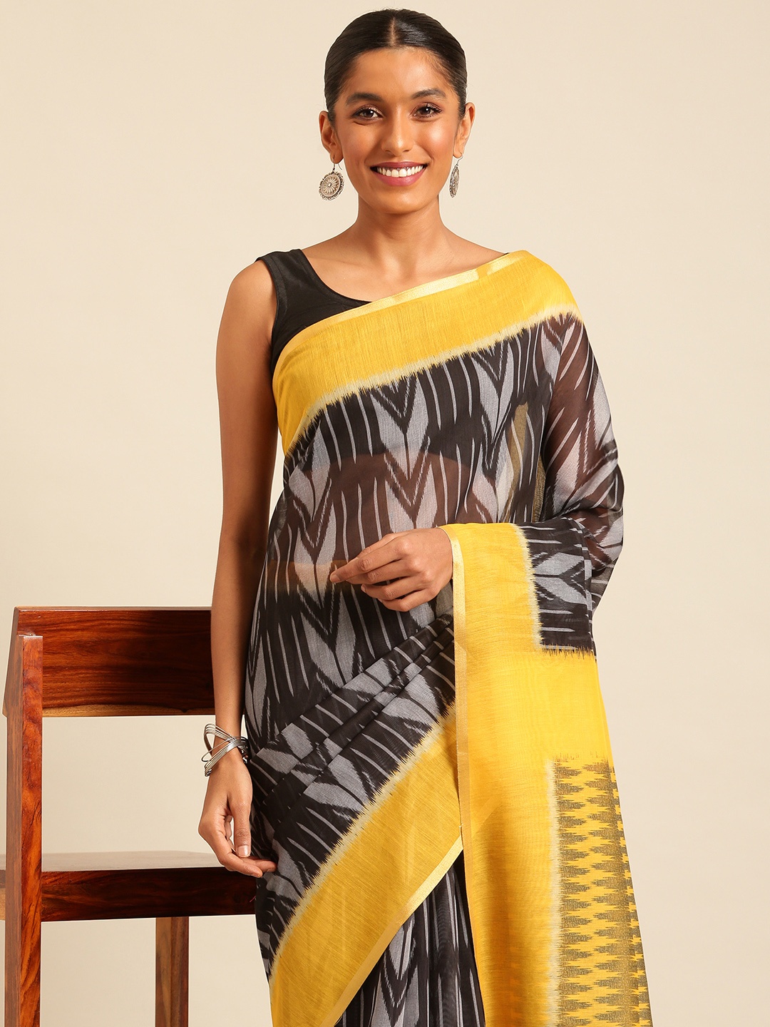 

Kalyan Silks Geometric Print Bhagalpuri Saree, Black