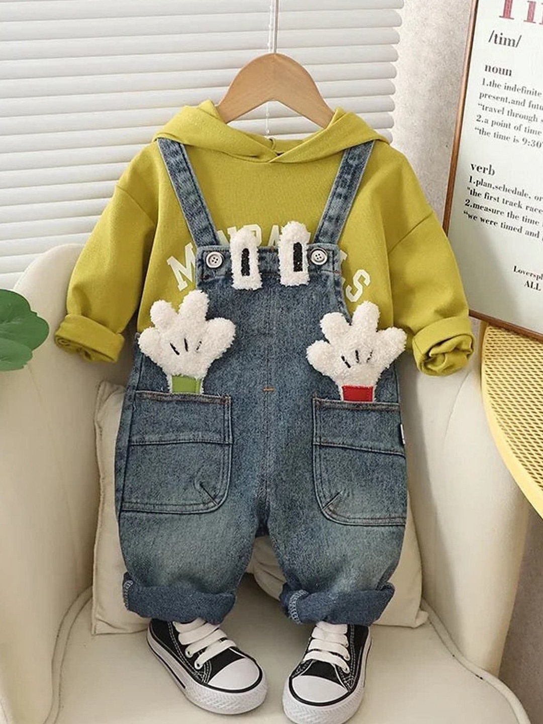 

TrendyKid Boys Pure Cotton Dungarees With T-Shirt, Green