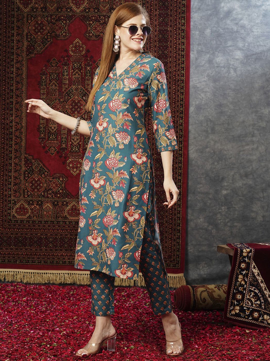 

KALINI Floral Printed Regular Straight Kurta With Trousers, Turquoise blue