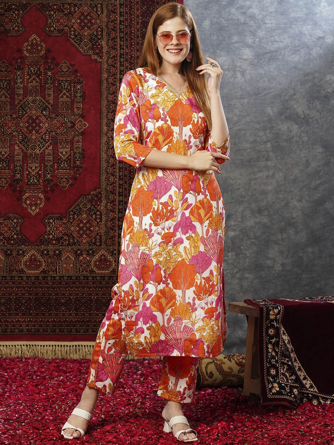 

KALINI Floral Printed Regular Straight Kurta With Trousers, Pink