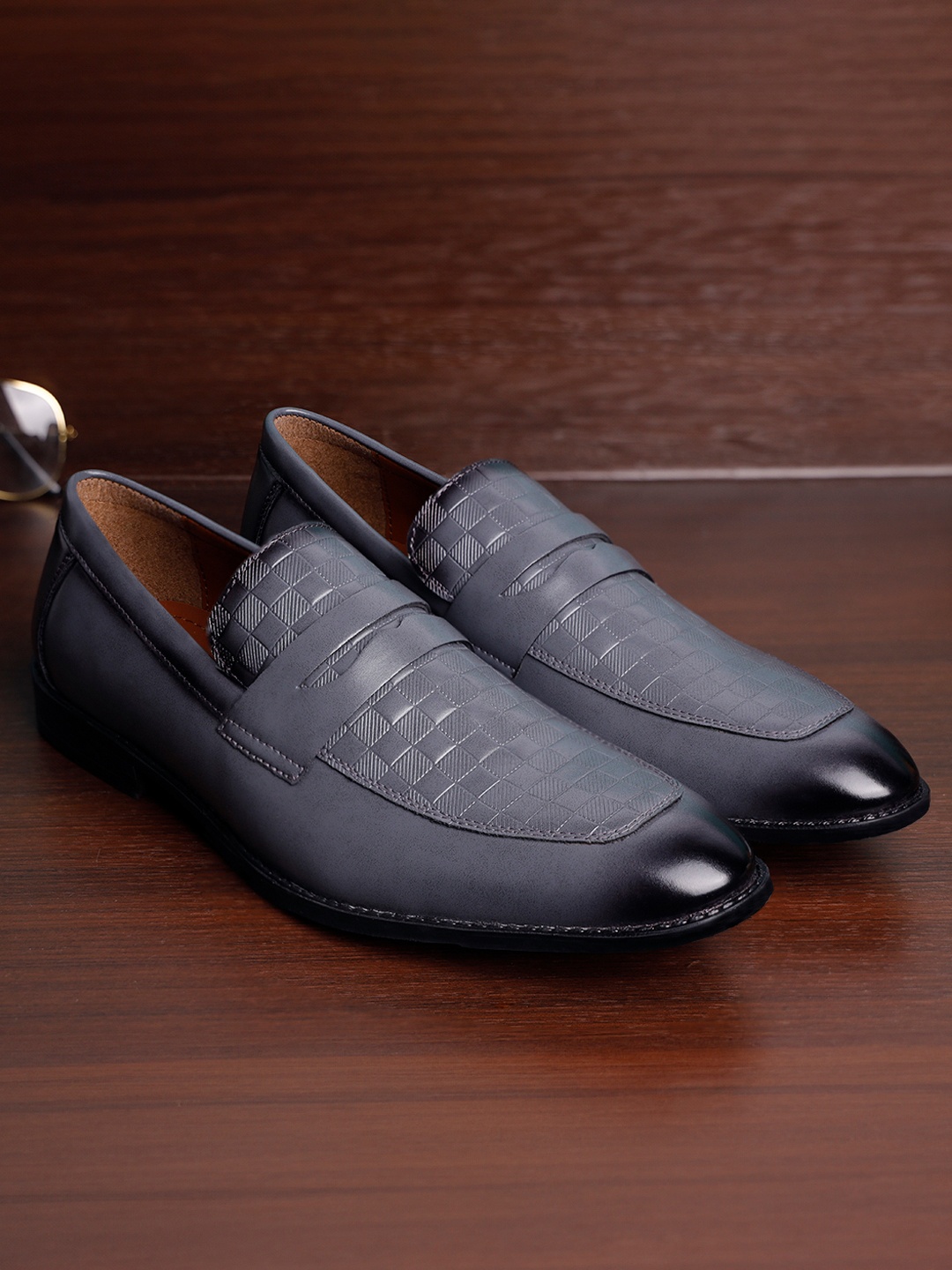 

LOUIS STITCH Men Formal Slip On Moccasin Shoes, Grey