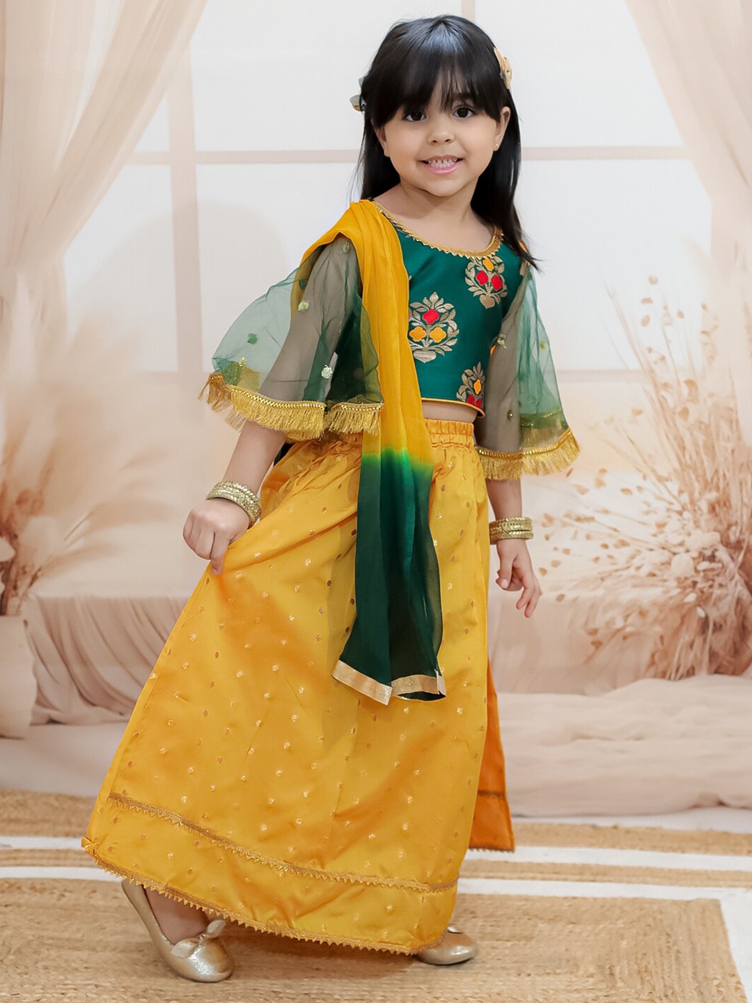 

BownBee Girls Floral Woven Design Jacquard Ready to Wear Lehenga & Blouse With Dupatta, Green