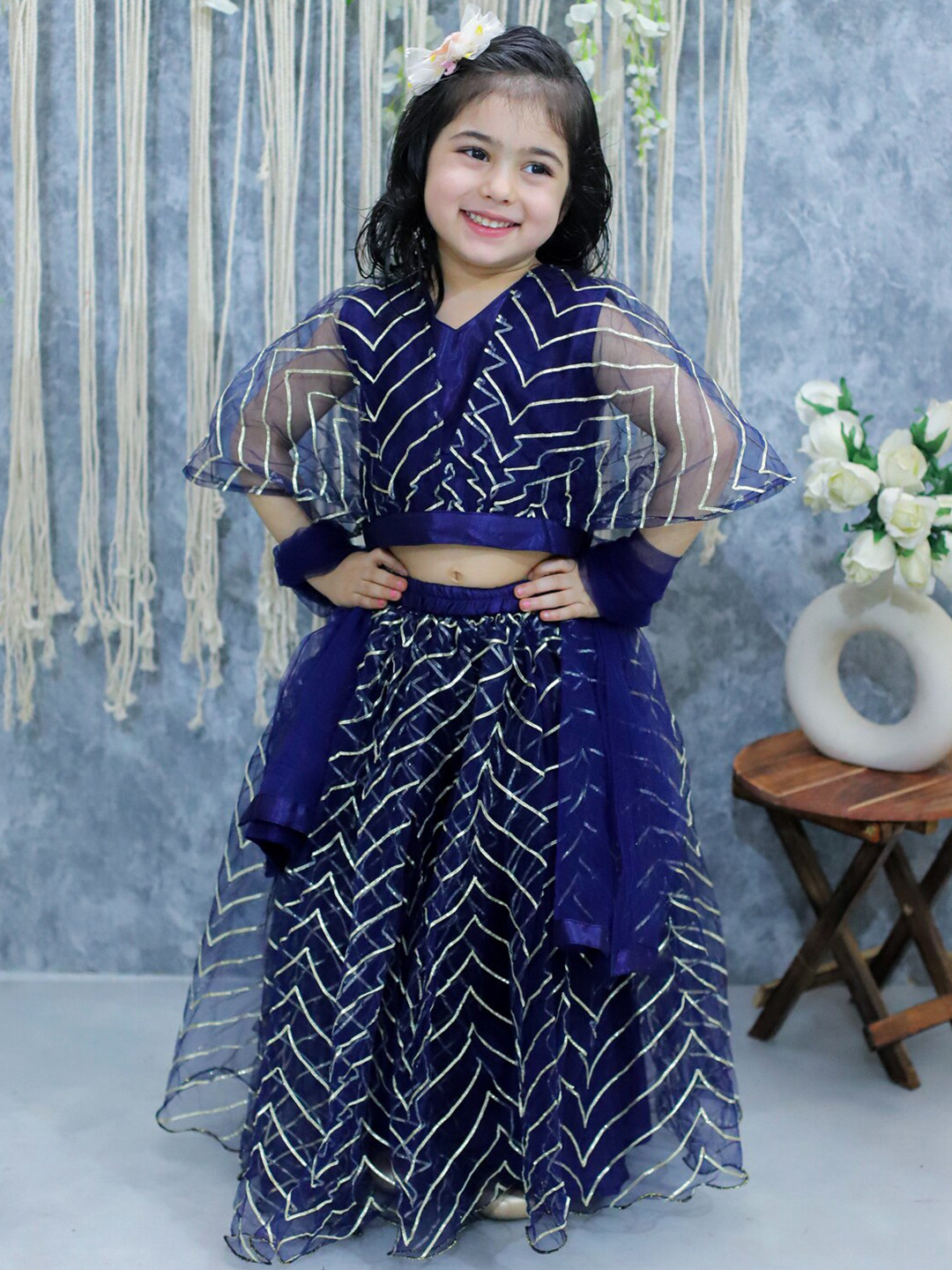 

BownBee Girls Embellished Ready to Wear Lehenga & Blouse With Dupatta, Blue