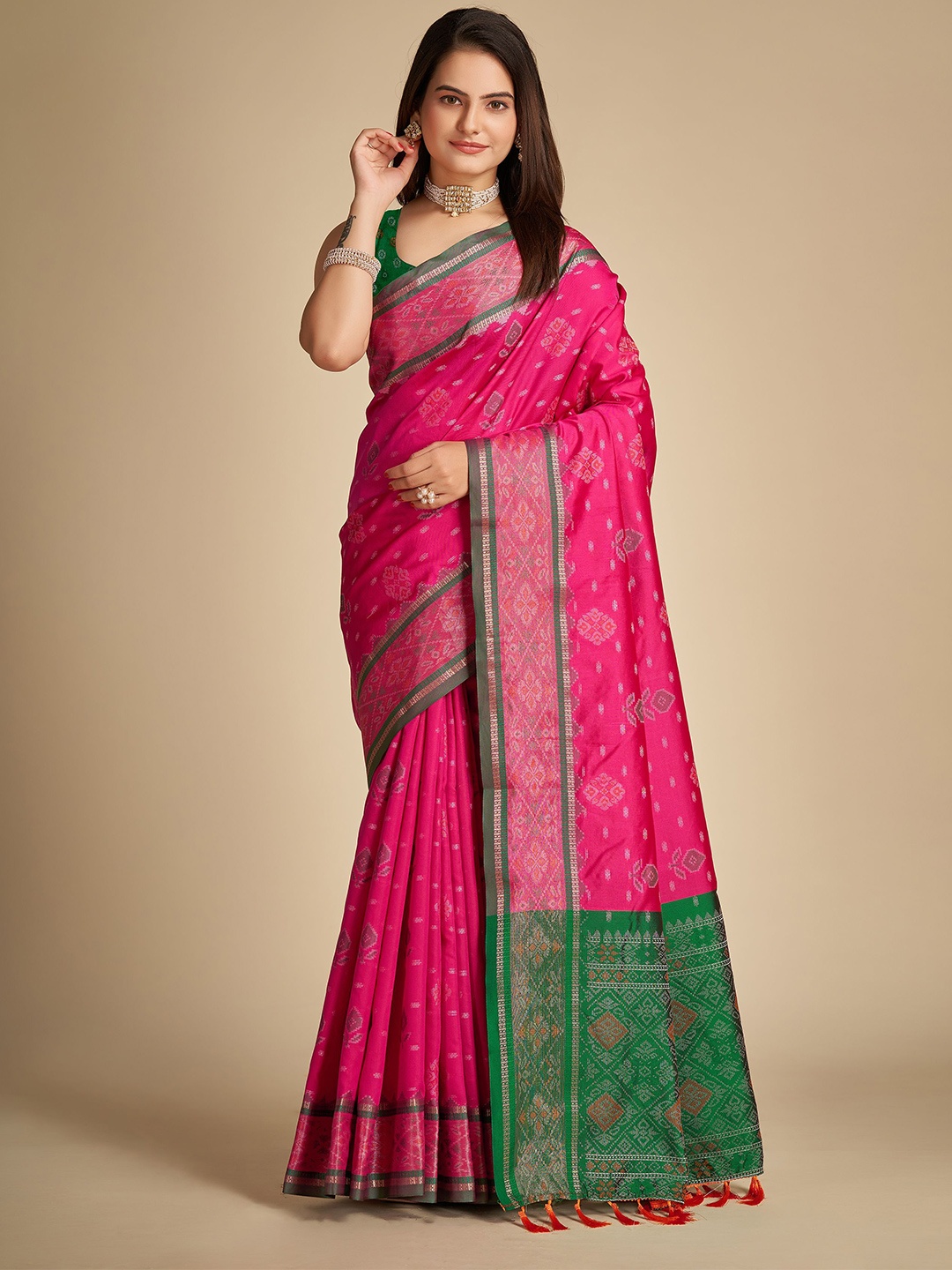 

Upalksh Woven Design Zari Banarasi Saree, Pink