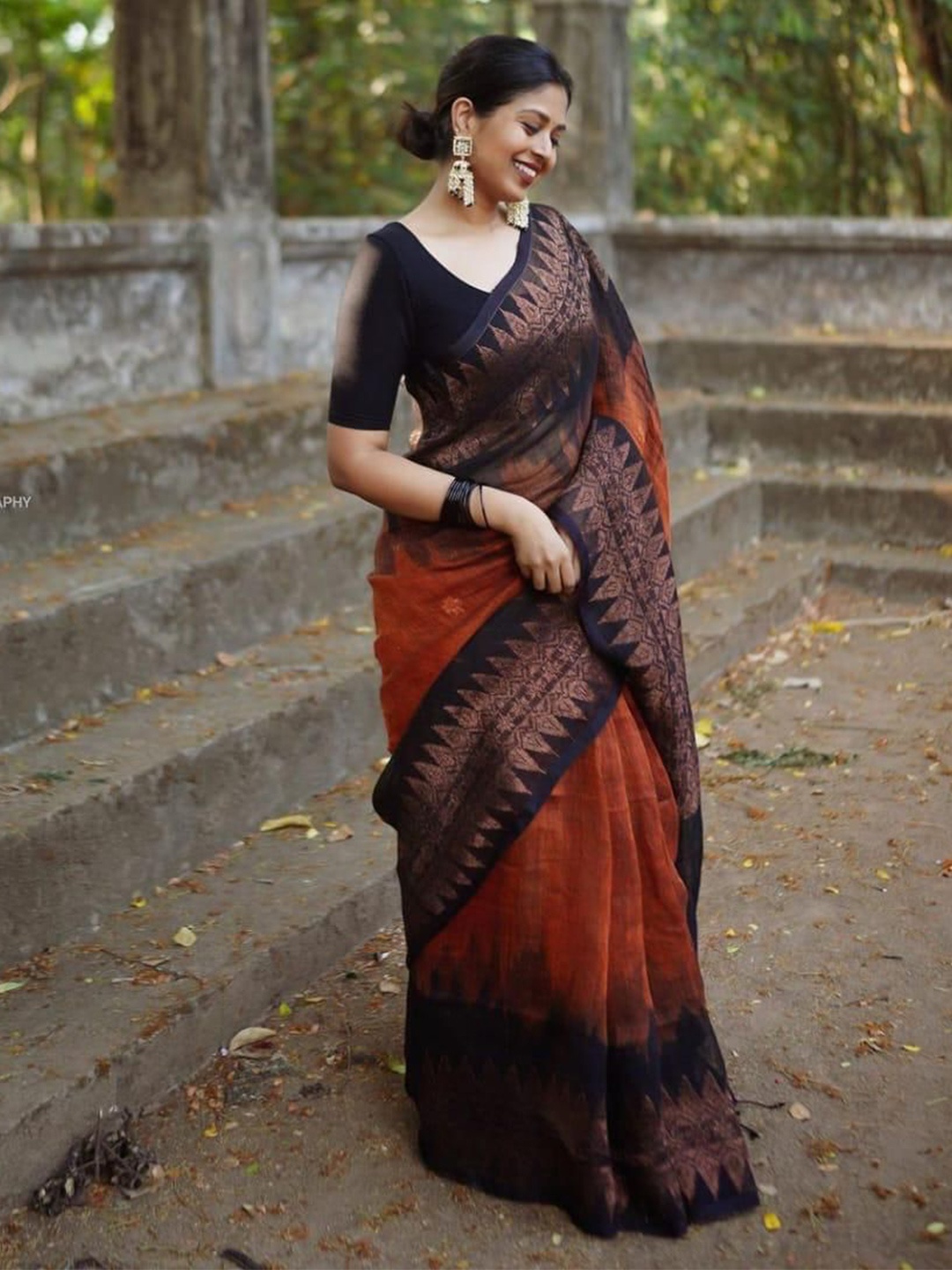 

Upalksh Woven Design Zari Kanjeevaram Saree, Orange