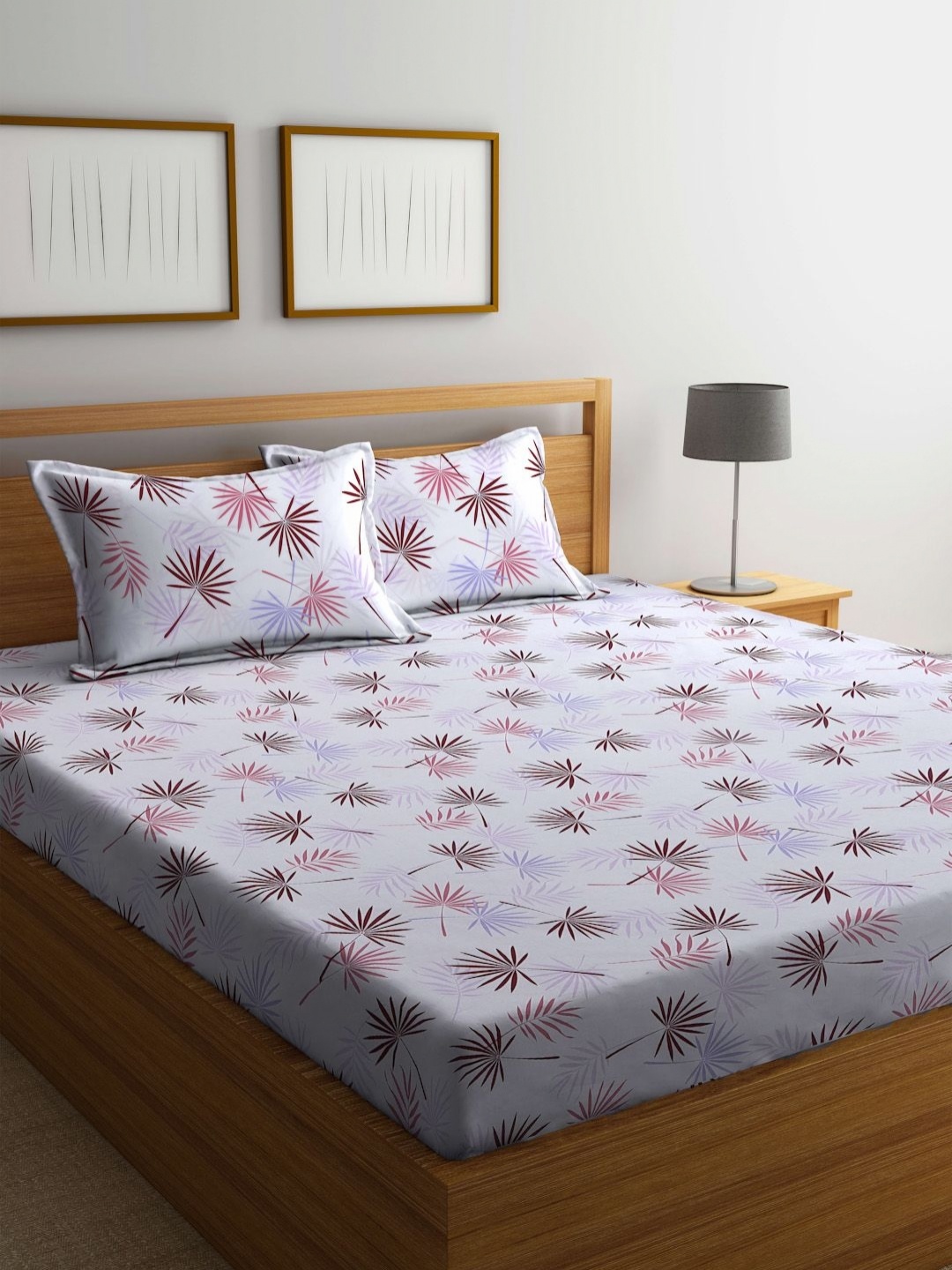 

BOMBAY DYEING White & Brown Floral 160 TC Cotton King Bedsheet with 2 Pillow Covers