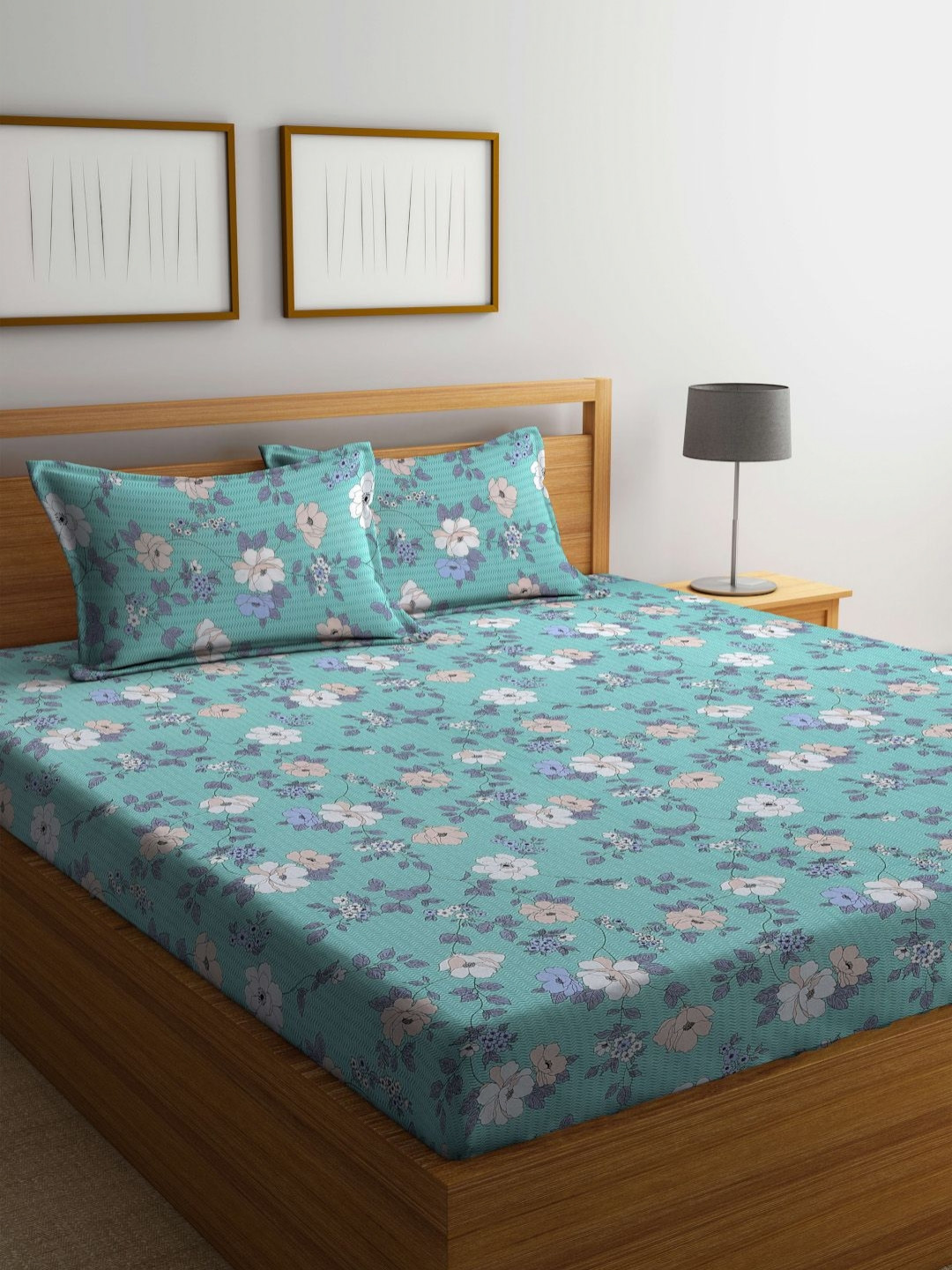 

BOMBAY DYEING Blue & Green Floral 104 TC Cotton Queen Bedsheet with 2 Pillow Covers