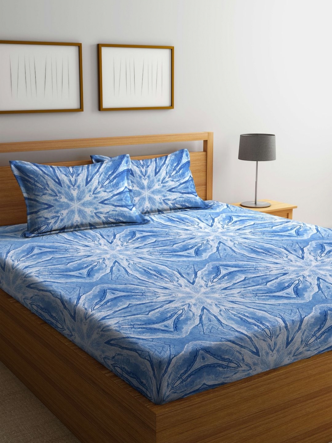 

BOMBAY DYEING Blue 104 TC Cotton Queen Bedsheet with 2 Pillow Covers