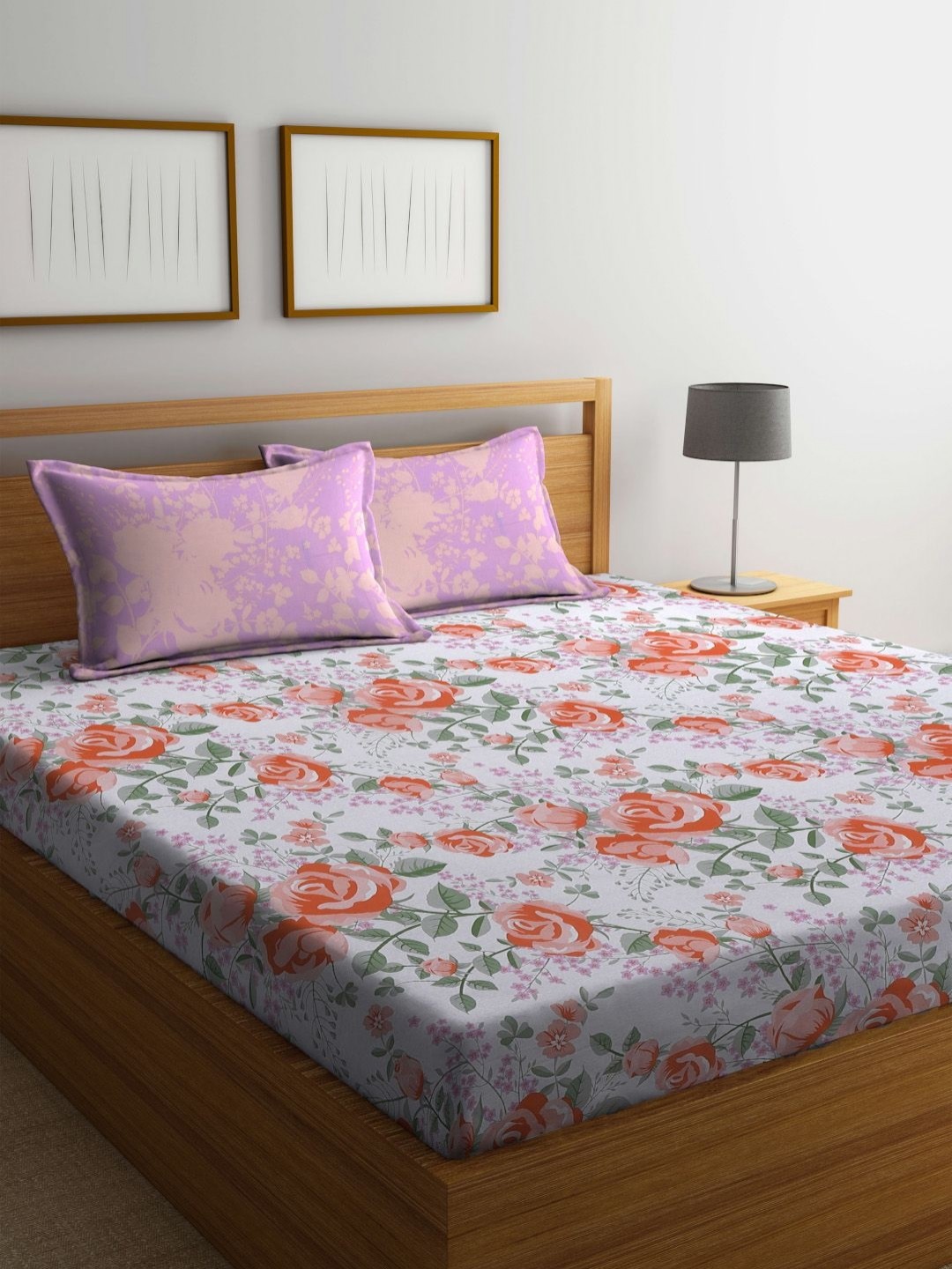 

BOMBAY DYEING White & Red Printed 104 TC Pure Cotton Queen Bedsheet With 2 Pillow Covers