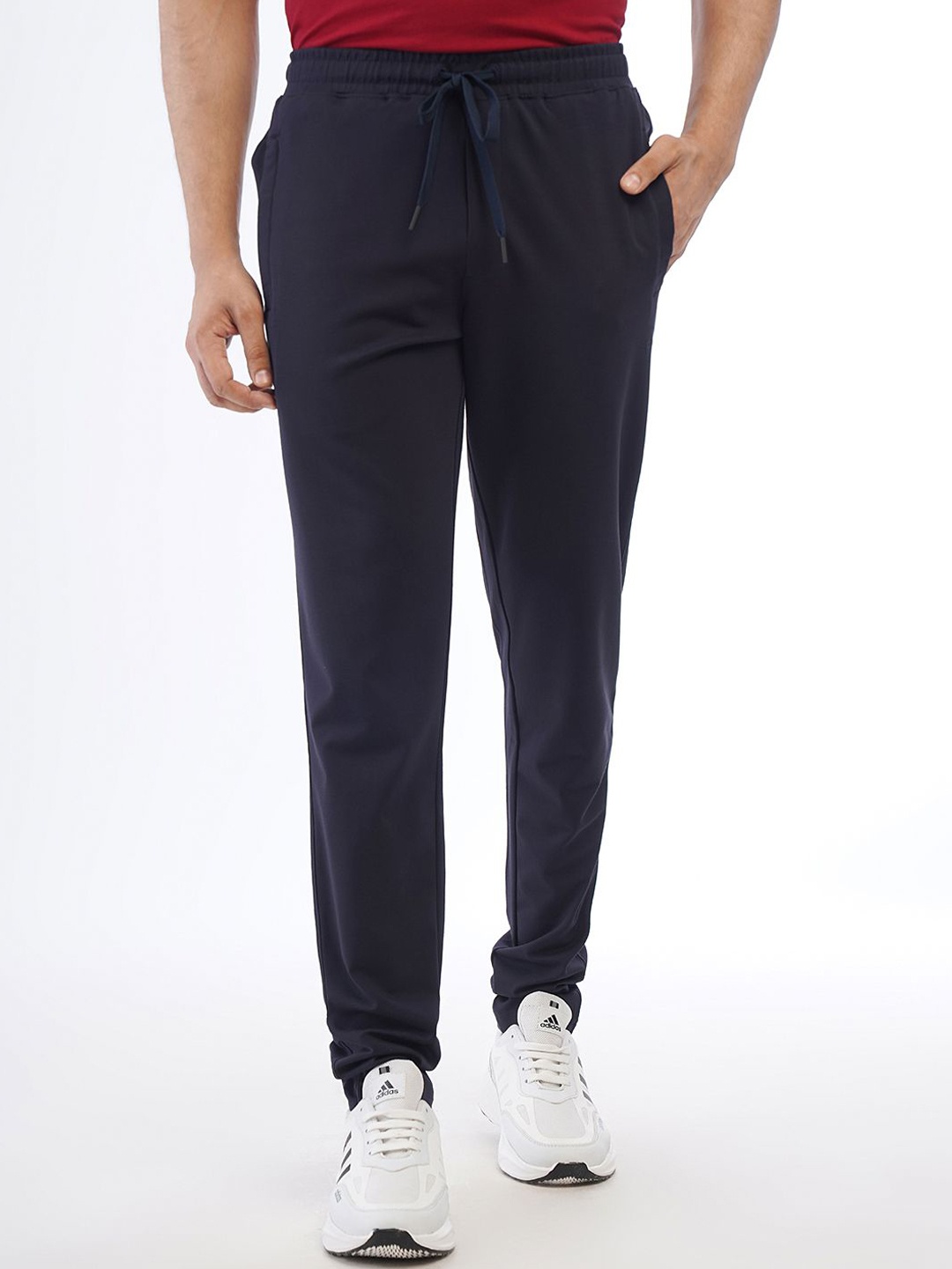 

JADE BLUE Men Mid Rise Slim Fit Track Pants, Navy blue