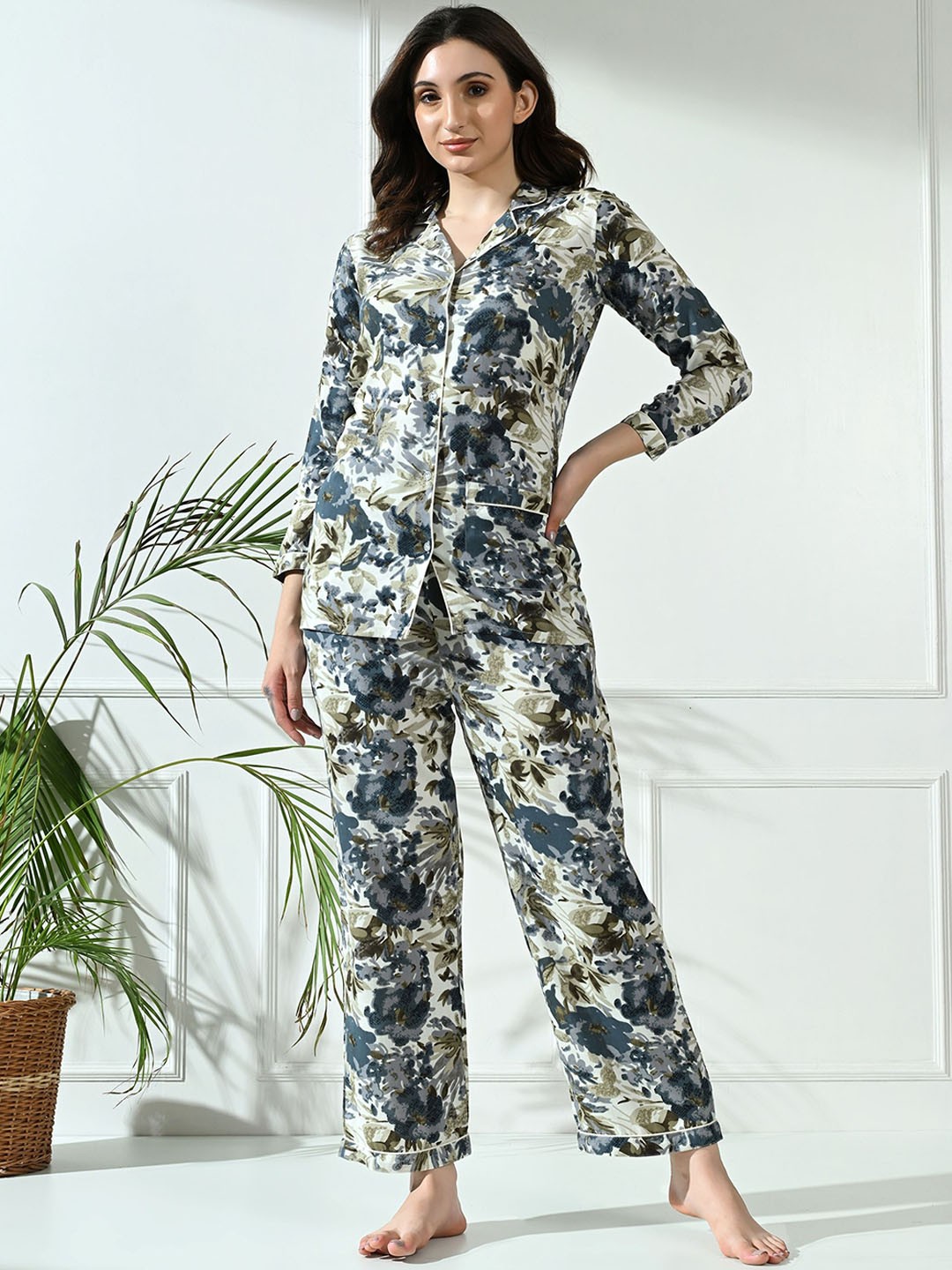 

TREND ME Floral Printed Shirt With Pyjamas, White