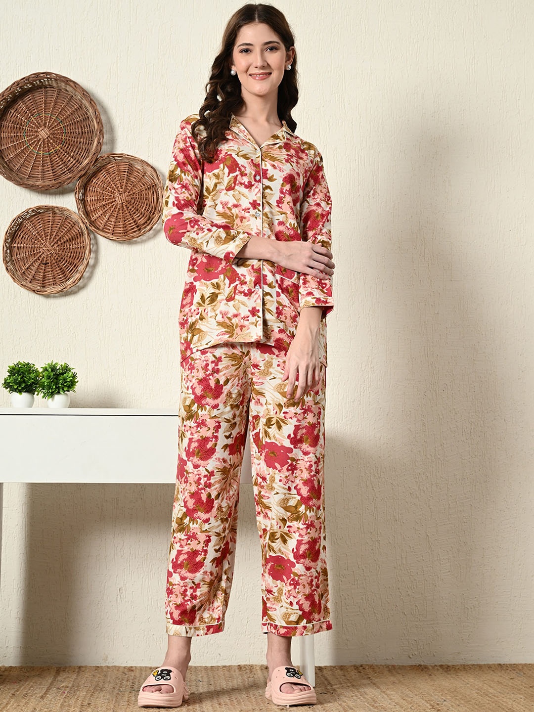 

TREND ME Floral Printed Shirt With Pyjamas, Pink