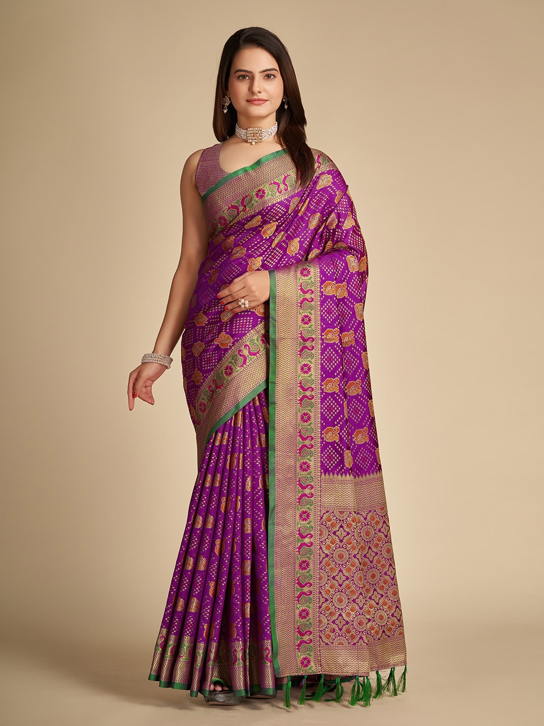 

Upalksh Woven Design Zari Banarasi Patola Saree, Purple