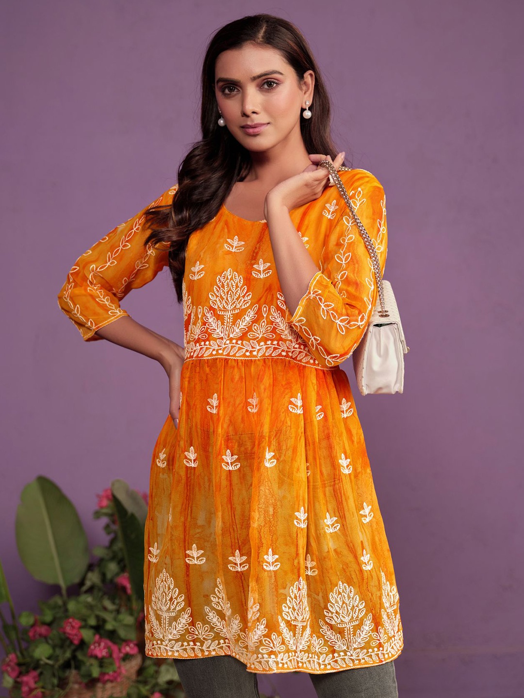 

Sangria Embroidered A-line Short Kurti, Orange
