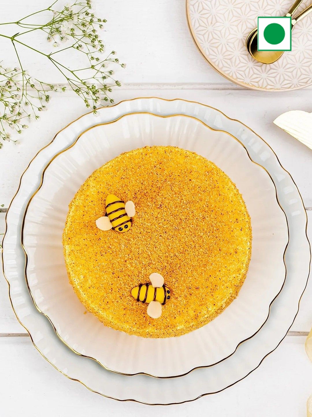 

fnp Butterscotch Flavour Eggless Round Cake - 1kg, Yellow