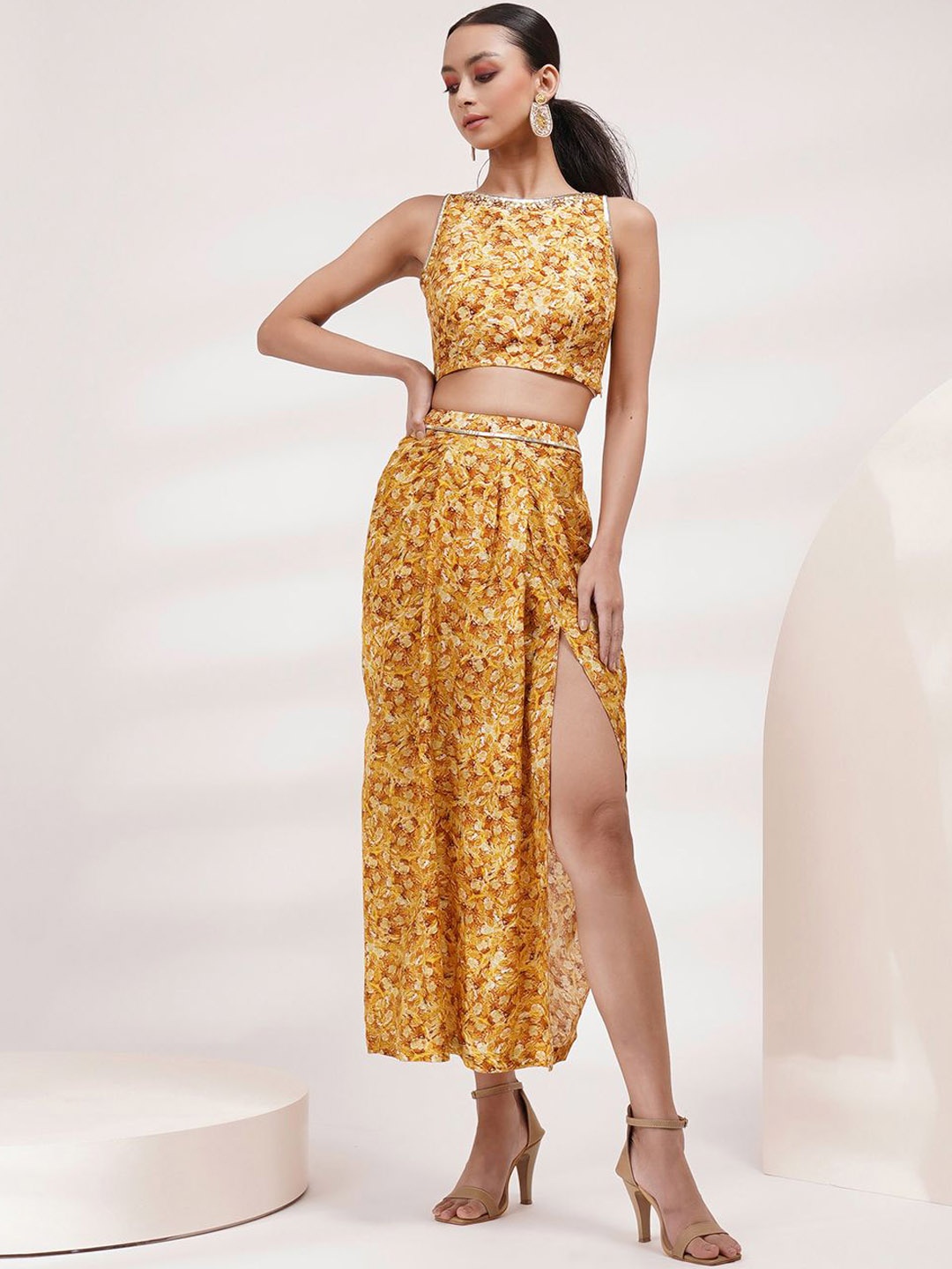 

Breathe by Aakanksha Singh Printed Round Neck Sleeveless Top With Skirt, Mustard