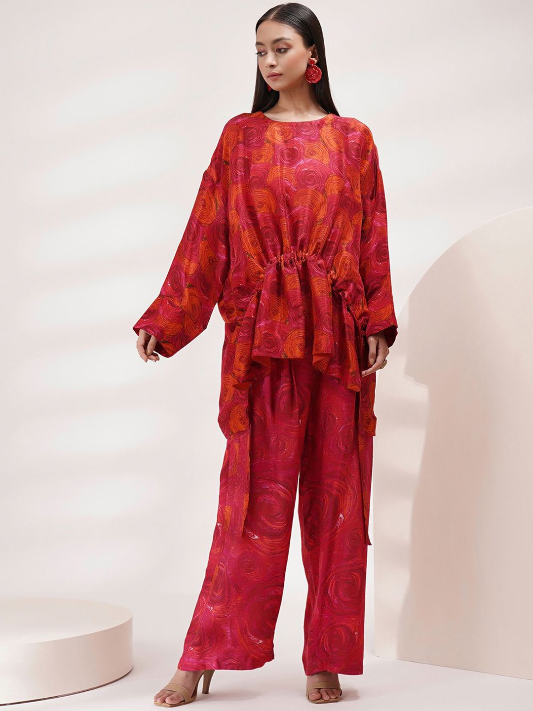 

Breathe by Aakanksha Singh Floral Printed Round Neck Long Sleeves Tunic With Palazzos, Red