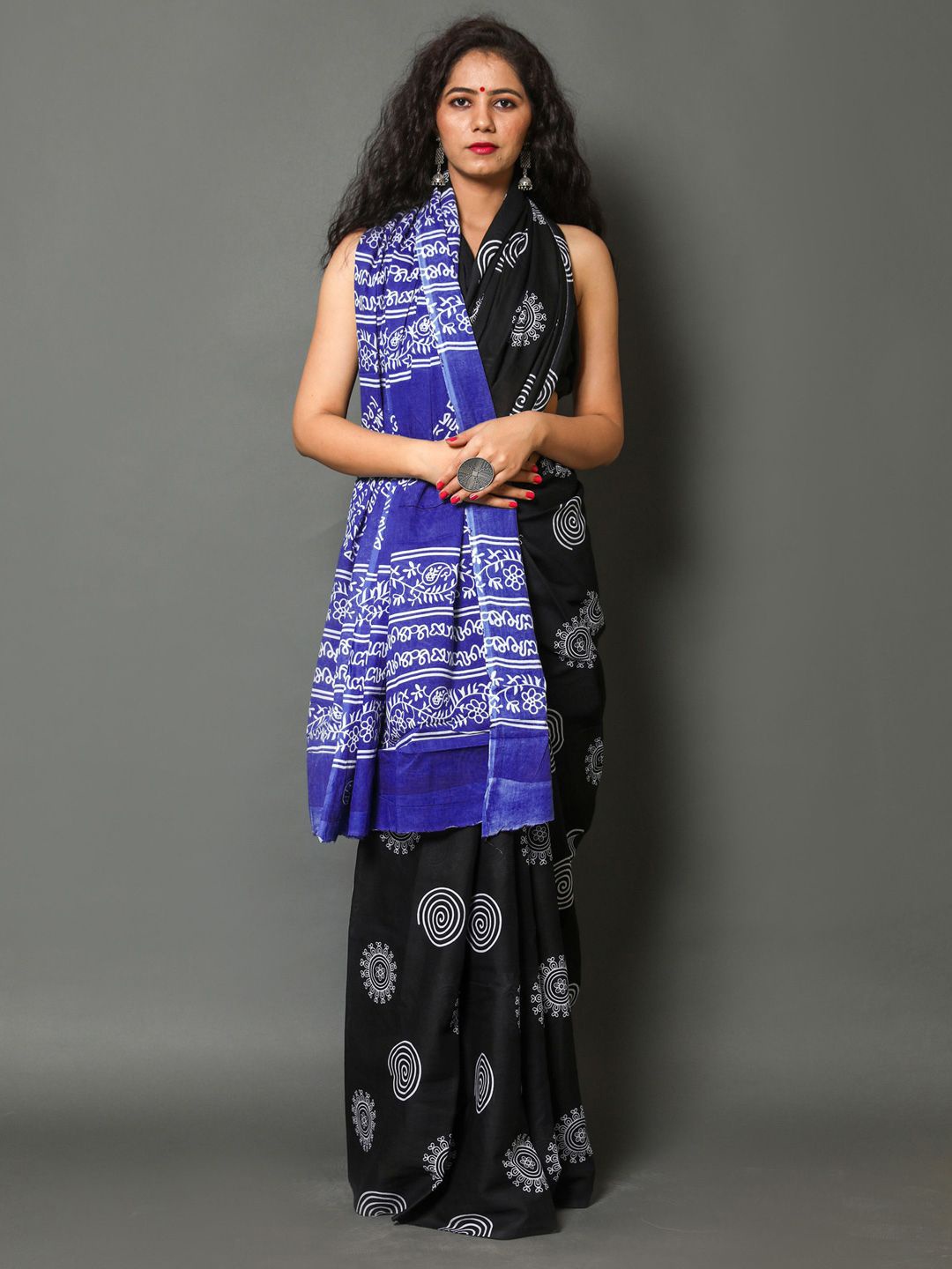 

BUTA BUTI Ethnic Motifs Pure Cotton Saree, Navy blue