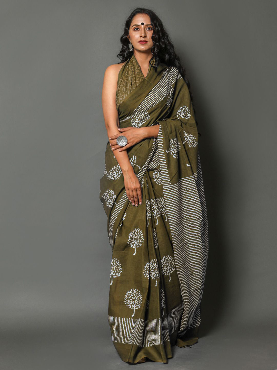 

BUTA BUTI Ethnic Motifs Printed Pure Cotton Saree, Brown
