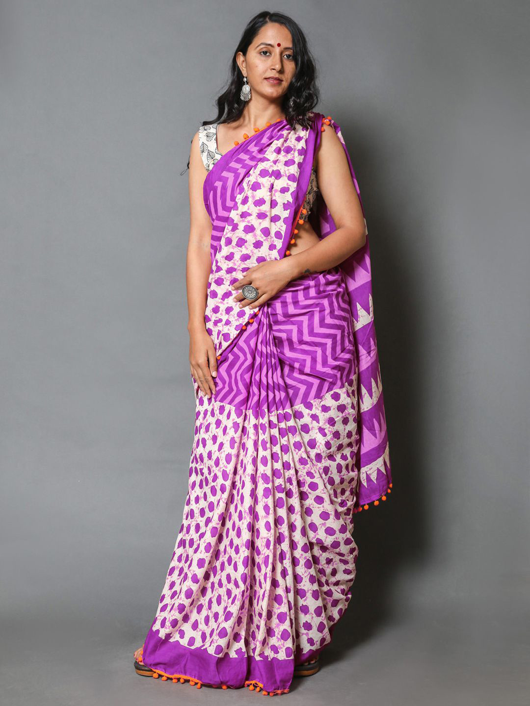 

BUTA BUTI Geometric Printed Pure Cotton Saree, Pink