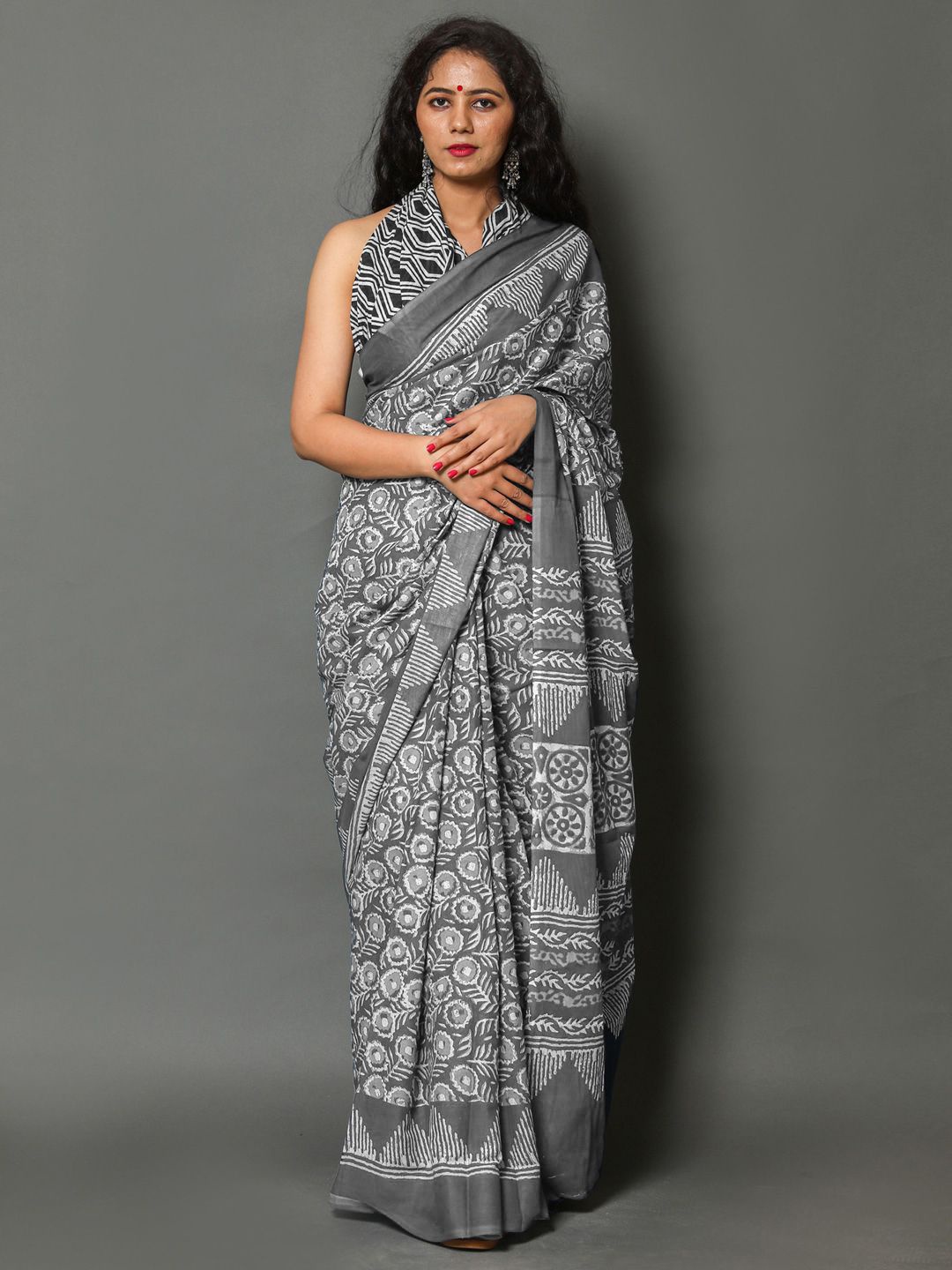 

BUTA BUTI Floral Pure Cotton Saree, Grey